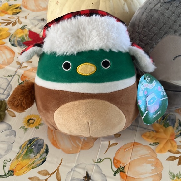 * Christmas gift idea* 2 new Squishmallows - Picture 2 of 3